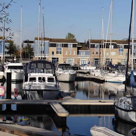 Vakantiewoning Direct Aan Het Veerse Meer Kortgene Exterior foto